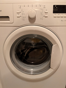 Стиральная машина Whirlpool (3 фото из 4)