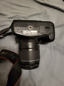 Fotoaparat Canon EOS1100D (3 фото из 7)