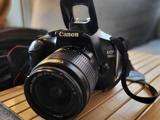 Fotoaparat Canon EOS1100D