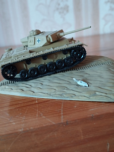 Модель танка 1:72 (1 фото из 1)