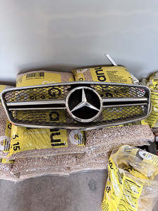 AMG w 212 iluvõre (1 foto / 1)