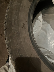 Nokian 215/60/R17 (3 фото из 3)