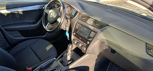 SKODA OCTAVIA 2018 (13 foto / 15)