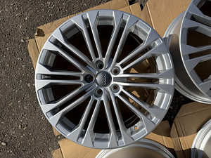 18" оригинальные диски Audi 5x112 (как новые) (7 фото из 10)