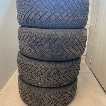 Continental VikingContact 7, 245/45 R18 — DOT 3921 (6-7 mm)