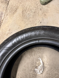 Шины GOODYEAR 235/55/20 dot 2024 (4 фото из 10)