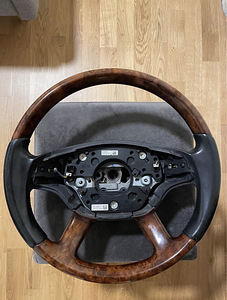 Mercedes-Benz w221 2005-2009 puidust rool (1 foto / 1)