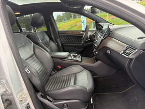 MERCEDES-BENZ GLE 350 D 4MATIC (8 foto / 10)