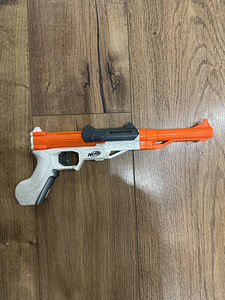 Nerf 5 пистолетов (5 фото из 5)