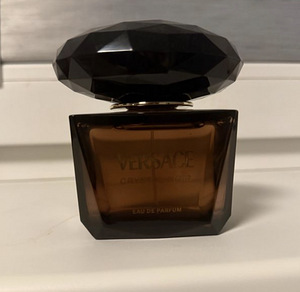 Versace Crystal Noir (2 фото из 2)