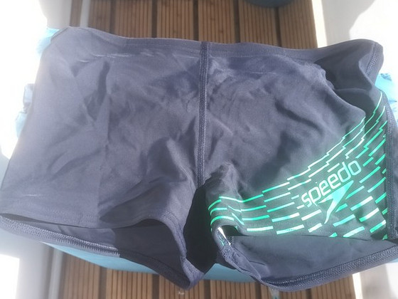 Speedo юниорские плавки для мальчиков 164 см. Новые из sportland