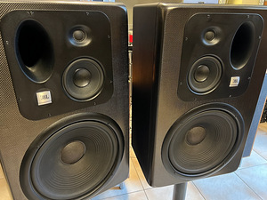 JBL LSR-32 Studio Monitor / Made in USA (3 foto / 5)