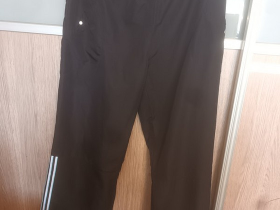 Спортивные брюки Adidas 46.