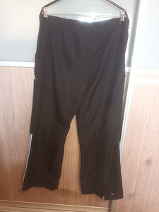 Спортивные брюки Adidas 46. (2 фото из 5)
