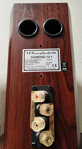 Wharfedale окружающие колонки, полочные колонки, центральная колонка (9 фото из 10)