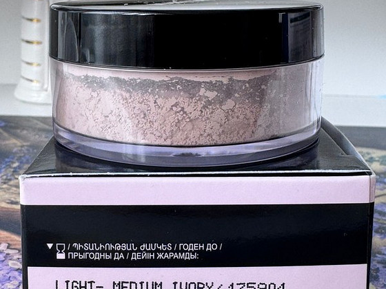 Siidine pulber Mary Kay Light-to-Medium Ivory (Matte) -%