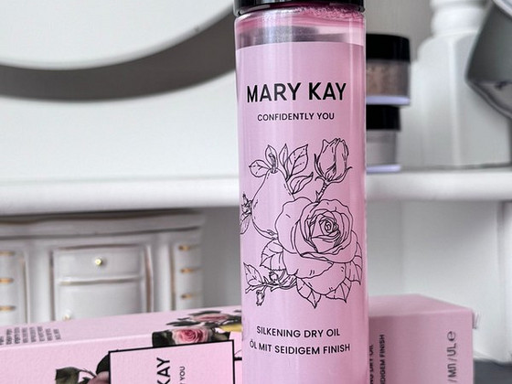 Сухое масло для эффекта шелковистой кожи Mary Kay Confidentl