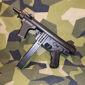 Beretta m12