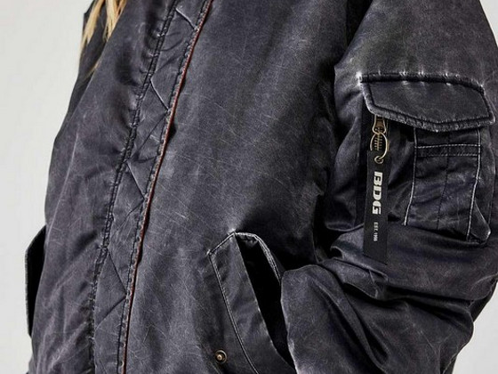 Urban Outfitters оверсайз бомбер XS