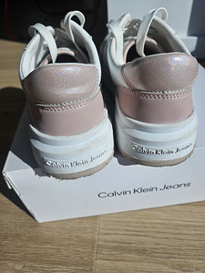 Кеды Calvin Klein, размер 37 (5 фото из 7)