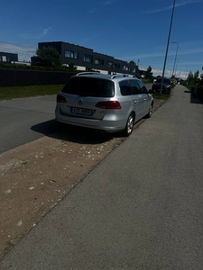 Volkswagen Passat 1.4 2014 (7 foto / 11)