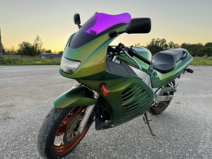 Suzuki RF600 '93 (2 фото из 6)