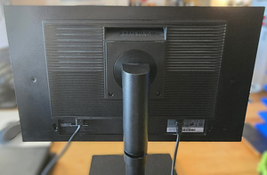 Монитор Samsung SyncMaster S23E650 (4 фото из 6)