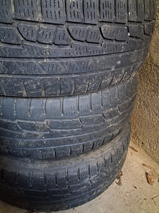 225/65/17 nokian (3 фото из 6)