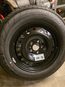 Varuratas maasturile 245/65 R18 (1 foto / 4)