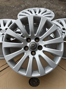 18" Opel Insignia originaalveljed 5x120 (1 foto / 10)