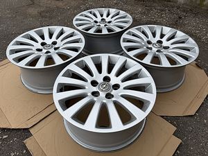 18" Opel Insignia originaalveljed 5x120 (2 foto / 10)