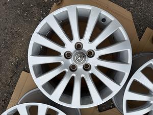18" Opel Insignia originaalveljed 5x120 (6 foto / 10)
