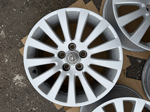 18" Opel Insignia originaalveljed 5x120 (7 foto / 10)