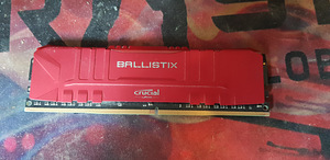 Crucial Ballistix 8Gb DDR4 RAM 2666MHz (1 foto / 1)