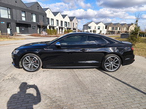 Audi S5 2018 (5 фото из 8)