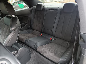 Audi S5 2018 (8 фото из 8)