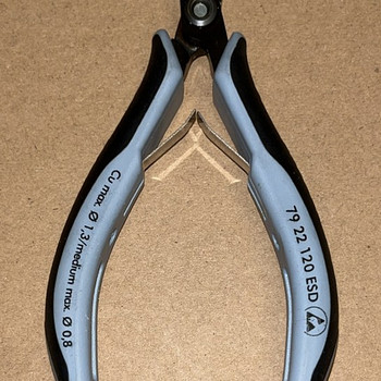 Knipex ESD 120 мм (точные электронные кусачки) новые