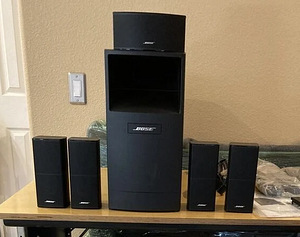 5.1 домашние кинотеатральные колонки Bose Acoustimass 10 Series V (2 фото из 3)