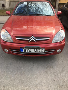 Продаю машину (13 фото из 13)
