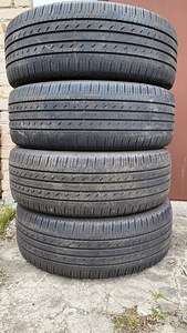 Rehvid 225/55/R19 Goodyear (1 фото из 8)