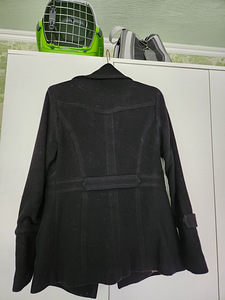 Продажа пальто (3 фото из 3)