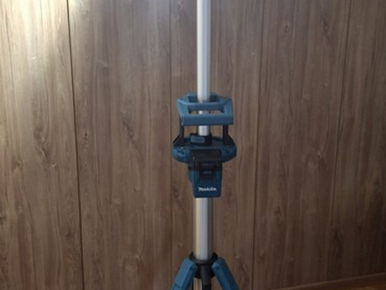 Makita DML814
