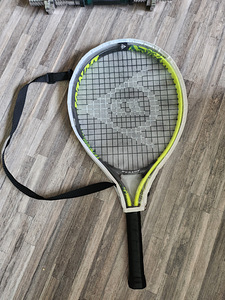 Ракетка dunlop (1 фото из 2)