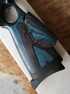 FX CROWN KABA LAMINATE BLUE (1 foto / 6)