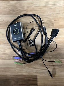 2-Port KVM DVI/SB/Audio Switch ATEN CS682 (1 foto / 2)
