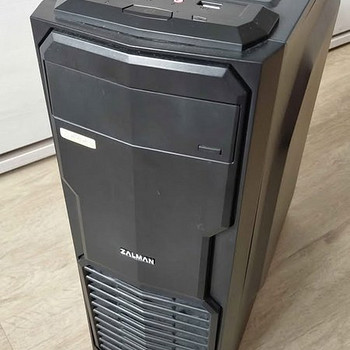 Süsteemiplokk. Süsteemiplokk koos 550W toiteplokiga.