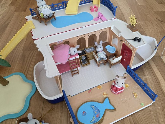 Sylvanian Families Круизный корабль