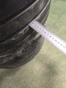 Michelin резина (3 фото из 3)
