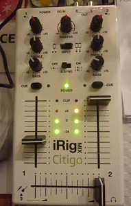 МИКШЕР DJ ПУЛЬТ IRIG MIX УСИЛИТЕЛЬ МОБИЛЬНЫЙ КОМПАКТНЫЙ НОВ (1 фото из 3)