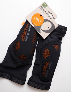 Uued PEARL IZUMI MTB D3O Põlvekaitsmed ja küünarnukikaitsmed (5 foto / 7)